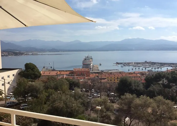 Apartment 2 Centre D Avec Magnifique Vue Ajaccio (Corsica)